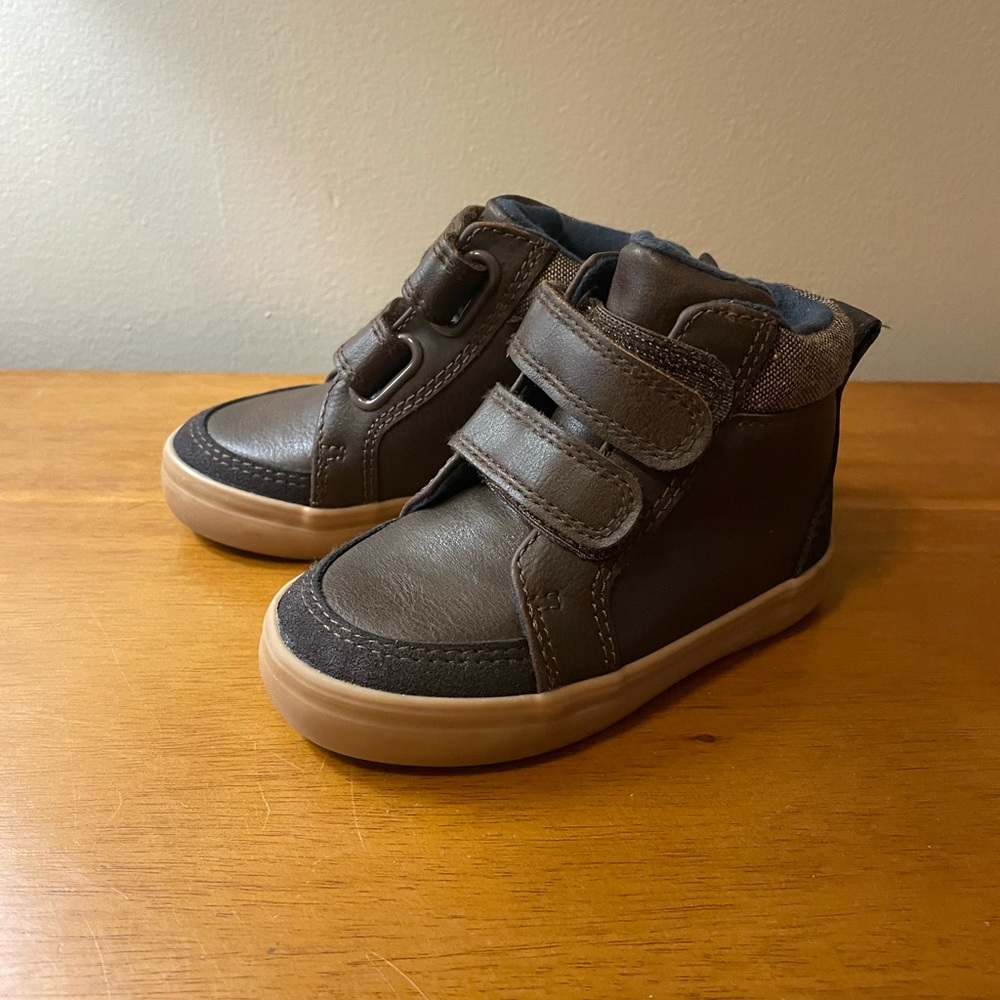 LIKE NEW Toddler 5 Cat & Jack Haider Sneaker Boots Toddler Boy Dress Shoes